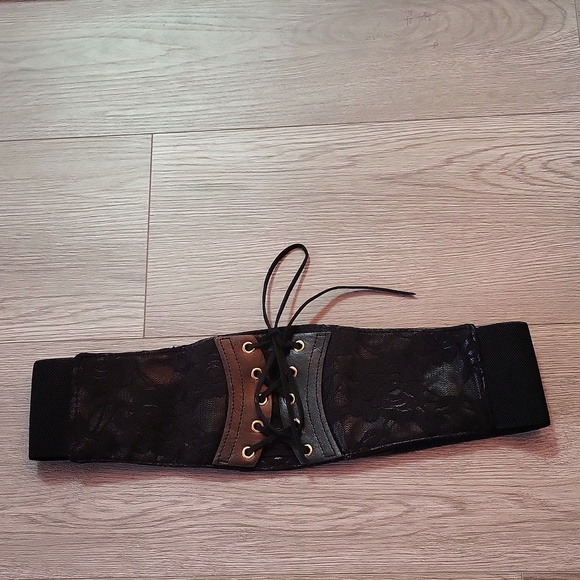 Belts - Picture 1 of 2